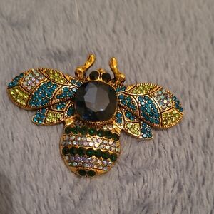 Elegant New Goldtone Blue and Green Bee Brooch